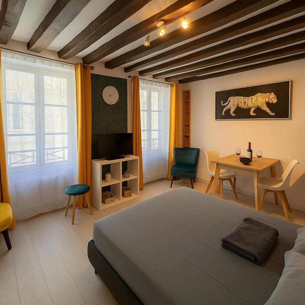 Appartement Vue Cathedrale- Centre Ville Meaux-Gare-Disney Екстер'єр фото